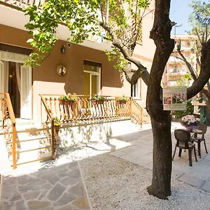 casa-lollobrigida.it-romehotels.com/